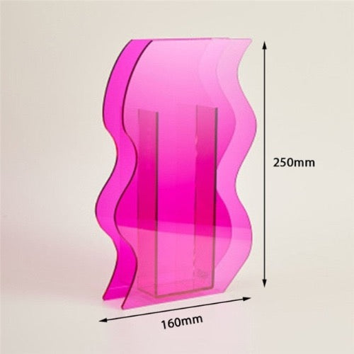 Verspielte Acryl-Vase für Blumen und Dekor