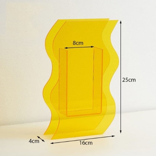 Verspielte Acryl-Vase für Blumen und Dekor