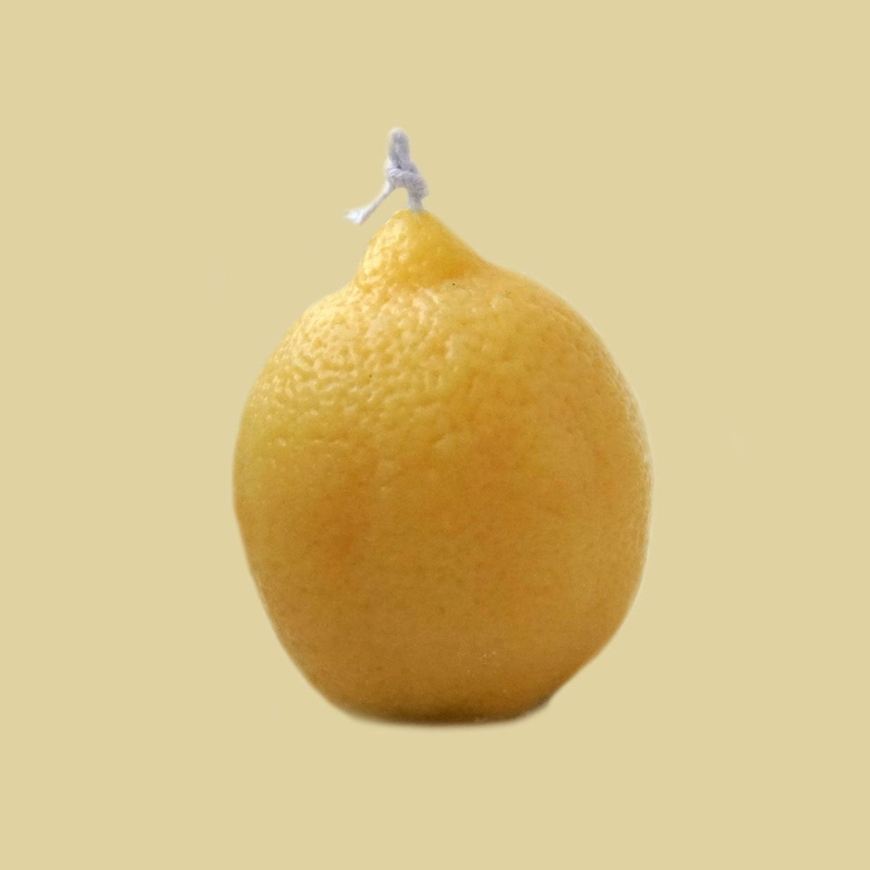 Handgemachte Kerze aus veganem Sojawachs-Zitrone